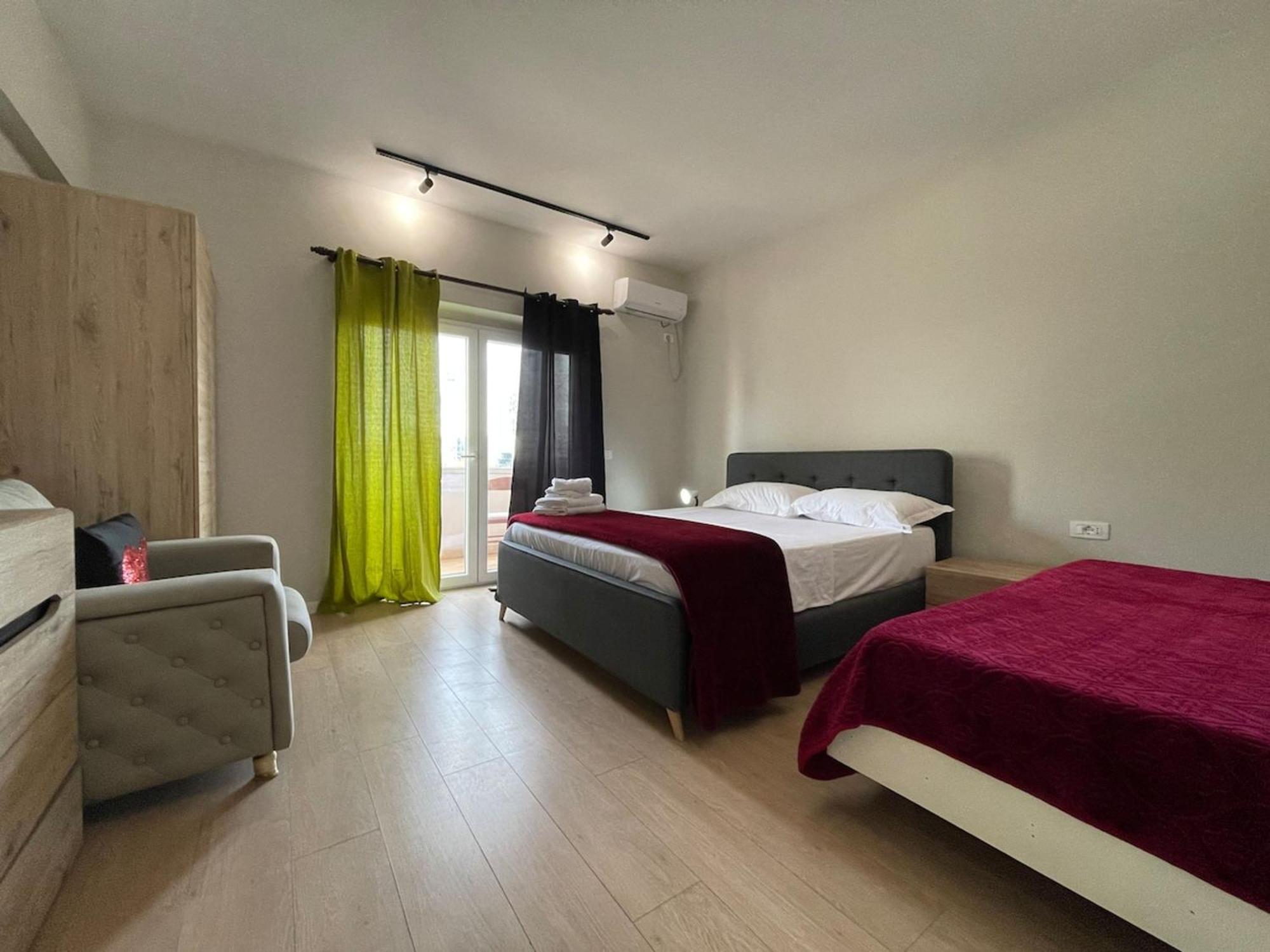 Apartament Kadare City-center With Balcony *